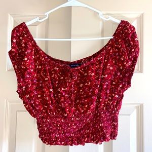 American Eagle Floral Cropped Smock Top